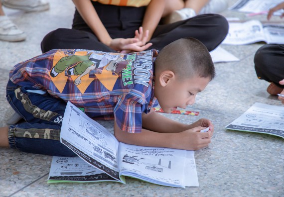 ภาพกิจกรรม  คณะวิทยาศาสตร์และเทคโนโลยี มหาวิทยาลัยราชภัฏกำแพงเพชร ร่วมกับโรงเรียนเทศบาล 2 (วัดทุ่งสวน) สังกัดเทศบาลเมืองกำแพงเพชร จัดกิจกรรมค่ายปฏิบัติการทางวิทยาศาสตร์