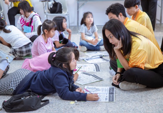 ภาพกิจกรรม  คณะวิทยาศาสตร์และเทคโนโลยี มหาวิทยาลัยราชภัฏกำแพงเพชร ร่วมกับโรงเรียนเทศบาล 2 (วัดทุ่งสวน) สังกัดเทศบาลเมืองกำแพงเพชร จัดกิจกรรมค่ายปฏิบัติการทางวิทยาศาสตร์