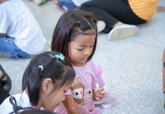 ภาพกิจกรรม  คณะวิทยาศาสตร์และเทคโนโลยี มหาวิทยาลัยราชภัฏกำแพงเพชร ร่วมกับโรงเรียนเทศบาล 2 (วัดทุ่งสวน) สังกัดเทศบาลเมืองกำแพงเพชร จัดกิจกรรมค่ายปฏิบัติการทางวิทยาศาสตร์