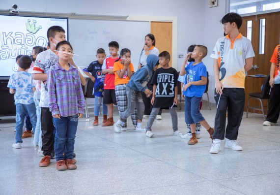 ภาพกิจกรรม  คณะวิทยาศาสตร์และเทคโนโลยี มหาวิทยาลัยราชภัฏกำแพงเพชร ร่วมกับโรงเรียนเทศบาล 2 (วัดทุ่งสวน) สังกัดเทศบาลเมืองกำแพงเพชร จัดกิจกรรมค่ายปฏิบัติการทางวิทยาศาสตร์