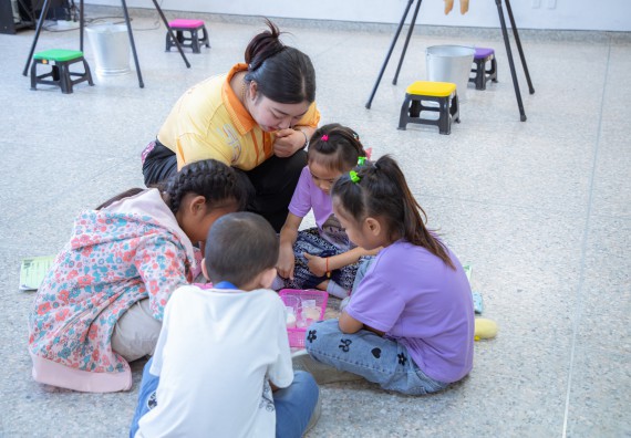ภาพกิจกรรม  คณะวิทยาศาสตร์และเทคโนโลยี มหาวิทยาลัยราชภัฏกำแพงเพชร ร่วมกับโรงเรียนเทศบาล 2 (วัดทุ่งสวน) สังกัดเทศบาลเมืองกำแพงเพชร จัดกิจกรรมค่ายปฏิบัติการทางวิทยาศาสตร์