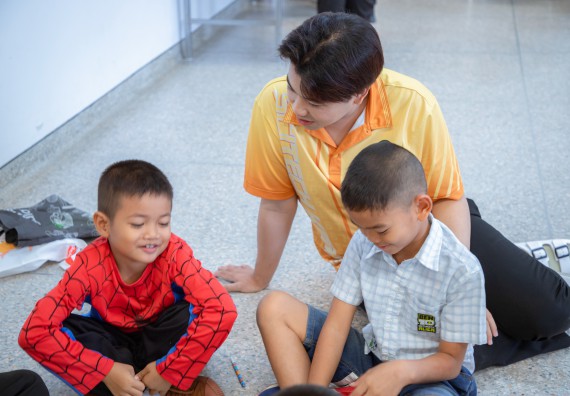 ภาพกิจกรรม  คณะวิทยาศาสตร์และเทคโนโลยี มหาวิทยาลัยราชภัฏกำแพงเพชร ร่วมกับโรงเรียนเทศบาล 2 (วัดทุ่งสวน) สังกัดเทศบาลเมืองกำแพงเพชร จัดกิจกรรมค่ายปฏิบัติการทางวิทยาศาสตร์