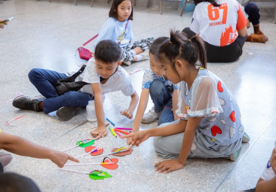 ภาพกิจกรรม  คณะวิทยาศาสตร์และเทคโนโลยี มหาวิทยาลัยราชภัฏกำแพงเพชร ร่วมกับโรงเรียนเทศบาล 2 (วัดทุ่งสวน) สังกัดเทศบาลเมืองกำแพงเพชร จัดกิจกรรมค่ายปฏิบัติการทางวิทยาศาสตร์