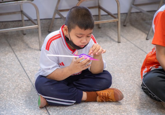 ภาพกิจกรรม  คณะวิทยาศาสตร์และเทคโนโลยี มหาวิทยาลัยราชภัฏกำแพงเพชร ร่วมกับโรงเรียนเทศบาล 2 (วัดทุ่งสวน) สังกัดเทศบาลเมืองกำแพงเพชร จัดกิจกรรมค่ายปฏิบัติการทางวิทยาศาสตร์