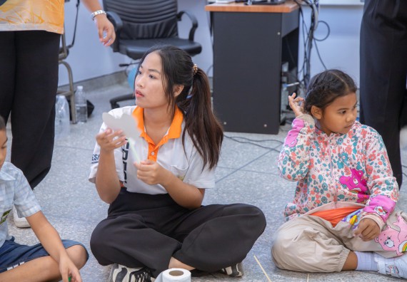 ภาพกิจกรรม  คณะวิทยาศาสตร์และเทคโนโลยี มหาวิทยาลัยราชภัฏกำแพงเพชร ร่วมกับโรงเรียนเทศบาล 2 (วัดทุ่งสวน) สังกัดเทศบาลเมืองกำแพงเพชร จัดกิจกรรมค่ายปฏิบัติการทางวิทยาศาสตร์