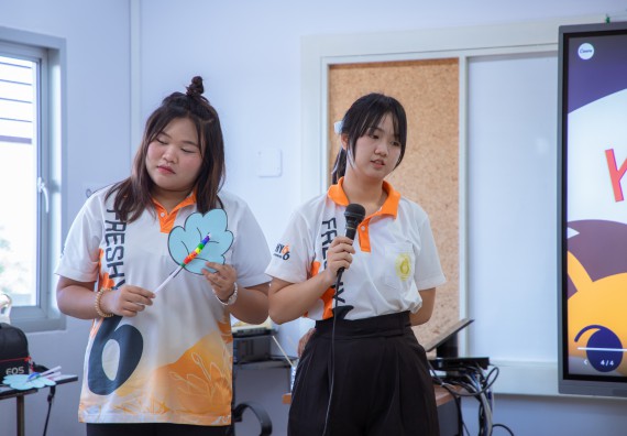 ภาพกิจกรรม  คณะวิทยาศาสตร์และเทคโนโลยี มหาวิทยาลัยราชภัฏกำแพงเพชร ร่วมกับโรงเรียนเทศบาล 2 (วัดทุ่งสวน) สังกัดเทศบาลเมืองกำแพงเพชร จัดกิจกรรมค่ายปฏิบัติการทางวิทยาศาสตร์