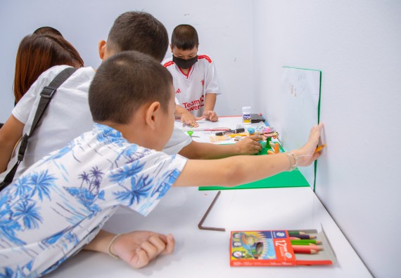 ภาพกิจกรรม  คณะวิทยาศาสตร์และเทคโนโลยี มหาวิทยาลัยราชภัฏกำแพงเพชร ร่วมกับโรงเรียนเทศบาล 2 (วัดทุ่งสวน) สังกัดเทศบาลเมืองกำแพงเพชร จัดกิจกรรมค่ายปฏิบัติการทางวิทยาศาสตร์