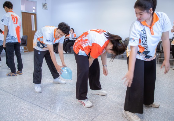 ภาพกิจกรรม  คณะวิทยาศาสตร์และเทคโนโลยี มหาวิทยาลัยราชภัฏกำแพงเพชร ร่วมกับโรงเรียนเทศบาล 2 (วัดทุ่งสวน) สังกัดเทศบาลเมืองกำแพงเพชร จัดกิจกรรมค่ายปฏิบัติการทางวิทยาศาสตร์