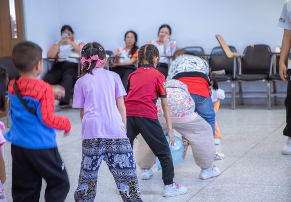 ภาพกิจกรรม  คณะวิทยาศาสตร์และเทคโนโลยี มหาวิทยาลัยราชภัฏกำแพงเพชร ร่วมกับโรงเรียนเทศบาล 2 (วัดทุ่งสวน) สังกัดเทศบาลเมืองกำแพงเพชร จัดกิจกรรมค่ายปฏิบัติการทางวิทยาศาสตร์