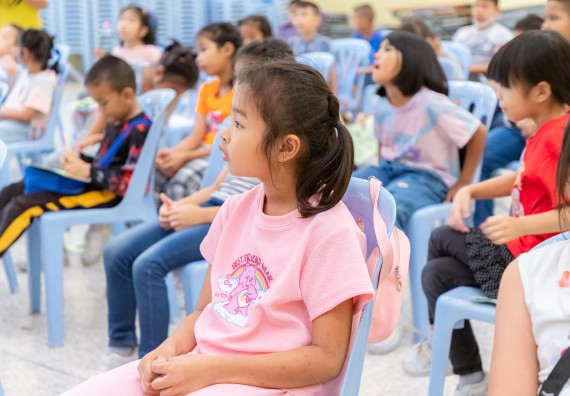 ภาพกิจกรรม  คณะวิทยาศาสตร์และเทคโนโลยี มหาวิทยาลัยราชภัฏกำแพงเพชร ร่วมกับโรงเรียนเทศบาล 2 (วัดทุ่งสวน) สังกัดเทศบาลเมืองกำแพงเพชร จัดกิจกรรมค่ายปฏิบัติการทางวิทยาศาสตร์