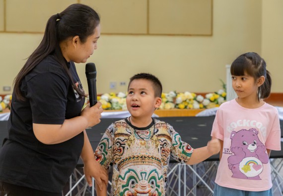 ภาพกิจกรรม  คณะวิทยาศาสตร์และเทคโนโลยี มหาวิทยาลัยราชภัฏกำแพงเพชร ร่วมกับโรงเรียนเทศบาล 2 (วัดทุ่งสวน) สังกัดเทศบาลเมืองกำแพงเพชร จัดกิจกรรมค่ายปฏิบัติการทางวิทยาศาสตร์