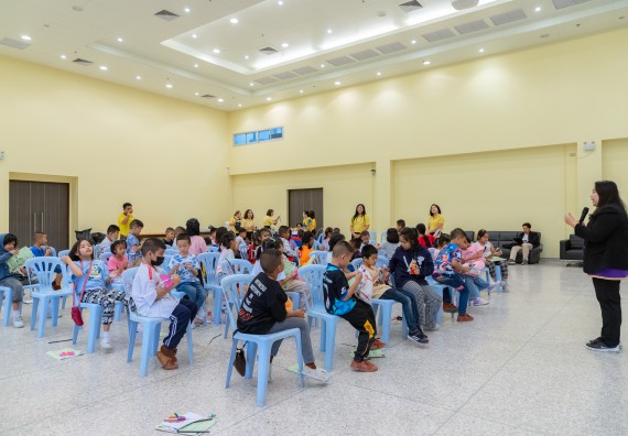 ภาพกิจกรรม  คณะวิทยาศาสตร์และเทคโนโลยี มหาวิทยาลัยราชภัฏกำแพงเพชร ร่วมกับโรงเรียนเทศบาล 2 (วัดทุ่งสวน) สังกัดเทศบาลเมืองกำแพงเพชร จัดกิจกรรมค่ายปฏิบัติการทางวิทยาศาสตร์