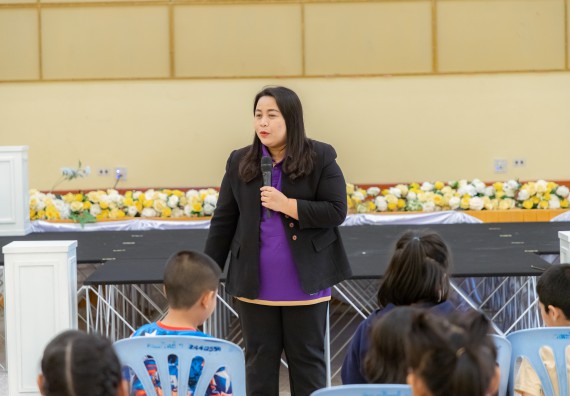 ภาพกิจกรรม  คณะวิทยาศาสตร์และเทคโนโลยี มหาวิทยาลัยราชภัฏกำแพงเพชร ร่วมกับโรงเรียนเทศบาล 2 (วัดทุ่งสวน) สังกัดเทศบาลเมืองกำแพงเพชร จัดกิจกรรมค่ายปฏิบัติการทางวิทยาศาสตร์