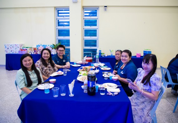 ภาพกิจกรรม   คณะวิทยาศาสตร์และเทคโนโลยี มหาวิทยาลัยราชภัฏกำแพงเพชร จัดงานเกษียณอายุราชการ คณะวิทยาศาสตร์และเทคโนโลยี ประจำปี 2567