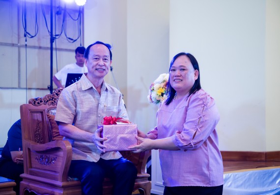 ภาพกิจกรรม   คณะวิทยาศาสตร์และเทคโนโลยี มหาวิทยาลัยราชภัฏกำแพงเพชร จัดงานเกษียณอายุราชการ คณะวิทยาศาสตร์และเทคโนโลยี ประจำปี 2567