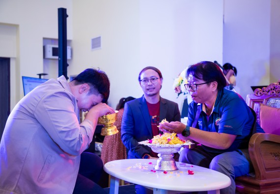 ภาพกิจกรรม   คณะวิทยาศาสตร์และเทคโนโลยี มหาวิทยาลัยราชภัฏกำแพงเพชร จัดงานเกษียณอายุราชการ คณะวิทยาศาสตร์และเทคโนโลยี ประจำปี 2567