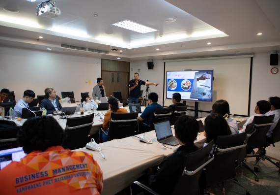 ภาพกิจกรรม  คณะวิทยาศาสตร์และเทคโนโลยี มหาวิทยาลัยราชภัฏกำแพงเพชร จัดกิจกรรมอบรมเชิงปฏิบัติการ เรื่อง การจัดการงานและโครงการด้วยเทคโนโลยีดิจิทัล