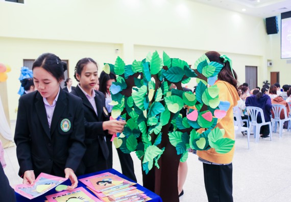 ภาพกิจกรรม  โปรแกรมวิชาสาธารณสุขศาสตร์ คณะวิทยาศาสตร์และเทคโนโลยี มหาวิทยาลัยราชภัฏกำแพงเพชร ได้จัดกิจกรรมการสัมมนาในหัวข้อ “เข้าใจสุขภาพจิต พิชิตสุขภาพใจ”
