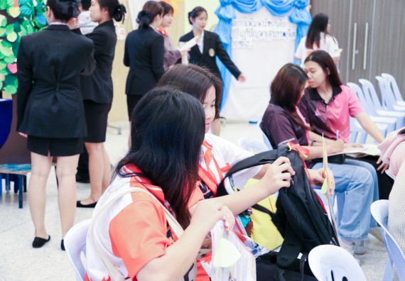 ภาพกิจกรรม  โปรแกรมวิชาสาธารณสุขศาสตร์ คณะวิทยาศาสตร์และเทคโนโลยี มหาวิทยาลัยราชภัฏกำแพงเพชร ได้จัดกิจกรรมการสัมมนาในหัวข้อ “เข้าใจสุขภาพจิต พิชิตสุขภาพใจ”