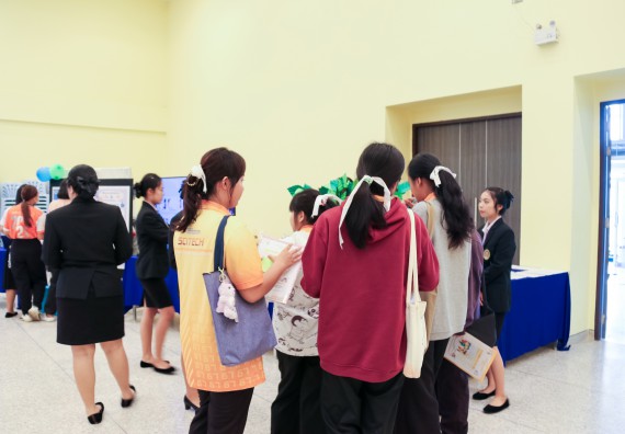 ภาพกิจกรรม  โปรแกรมวิชาสาธารณสุขศาสตร์ คณะวิทยาศาสตร์และเทคโนโลยี มหาวิทยาลัยราชภัฏกำแพงเพชร ได้จัดกิจกรรมการสัมมนาในหัวข้อ “เข้าใจสุขภาพจิต พิชิตสุขภาพใจ”