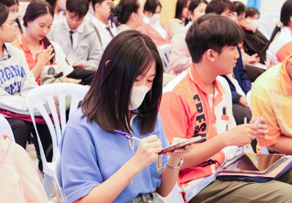 ภาพกิจกรรม  โปรแกรมวิชาสาธารณสุขศาสตร์ คณะวิทยาศาสตร์และเทคโนโลยี มหาวิทยาลัยราชภัฏกำแพงเพชร ได้จัดกิจกรรมการสัมมนาในหัวข้อ “เข้าใจสุขภาพจิต พิชิตสุขภาพใจ”