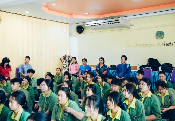 ภาพกิจกรรม  คณะวิทยาศาสตร์และเทคโนโลยี มหาวิทยาลัยราชภัฏกำแพงเพชร จัดกิจกรรมค่ายวิชาการเพื่อพัฒนากำลังคนด้านวิทยาศาสตร์และเทคโนโลยี ปีการศึกษา 2567 โรงเรียนคลองลานพัฒนาจินดาศักดิ์