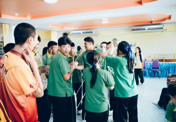 ภาพกิจกรรม  คณะวิทยาศาสตร์และเทคโนโลยี มหาวิทยาลัยราชภัฏกำแพงเพชร จัดกิจกรรมค่ายวิชาการเพื่อพัฒนากำลังคนด้านวิทยาศาสตร์และเทคโนโลยี ปีการศึกษา 2567 โรงเรียนคลองลานพัฒนาจินดาศักดิ์