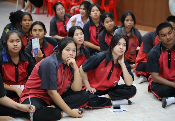 ภาพกิจกรรม  คณะวิทยาศาสตร์และเทคโนโลยี มหาวิทยาลัยราชภัฏกำแพงเพชร จัดกิจกรรมค่ายวิชาการเพื่อพัฒนากำลังคนด้านวิทยาศาสตร์และเทคโนโลยี ปีการศึกษา 2567 โรงเรียนวังแขมวิทยาคม