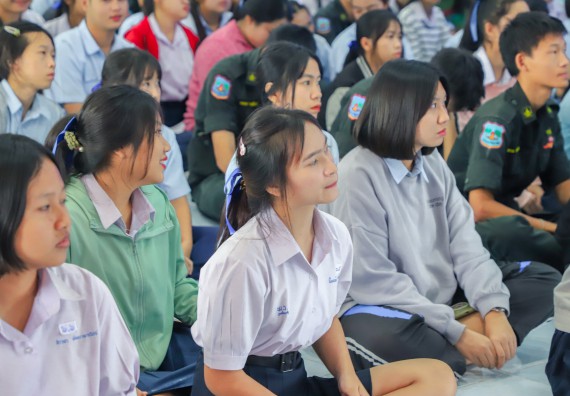 ภาพกิจกรรม  คณะวิทยาศาสตร์และเทคโนโลยี มหาวิทยาลัยราชภัฏกำแพงเพชร จัดกิจกรรมค่ายวิชาการเพื่อพัฒนากำลังคนด้านวิทยาศาสตร์และเทคโนโลยี ปีการศึกษา 2567 โรงเรียนพบพระวิทยาคม