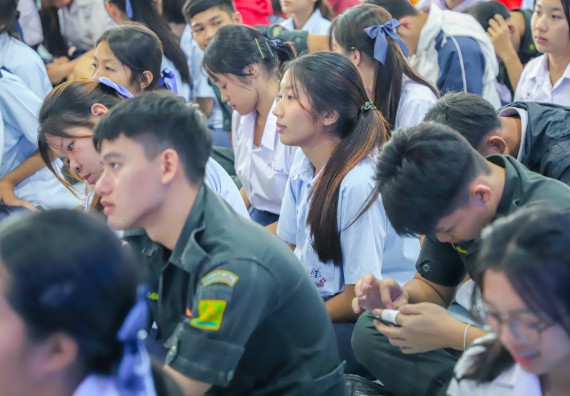 ภาพกิจกรรม  คณะวิทยาศาสตร์และเทคโนโลยี มหาวิทยาลัยราชภัฏกำแพงเพชร จัดกิจกรรมค่ายวิชาการเพื่อพัฒนากำลังคนด้านวิทยาศาสตร์และเทคโนโลยี ปีการศึกษา 2567 โรงเรียนพบพระวิทยาคม