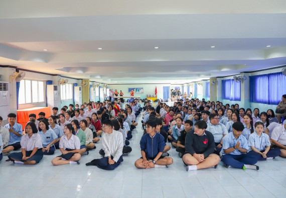 ภาพกิจกรรม  คณะวิทยาศาสตร์และเทคโนโลยี มหาวิทยาลัยราชภัฏกำแพงเพชร จัดกิจกรรมค่ายวิชาการเพื่อพัฒนากำลังคนด้านวิทยาศาสตร์และเทคโนโลยี ปีการศึกษา 2567 โรงเรียนพบพระวิทยาคม