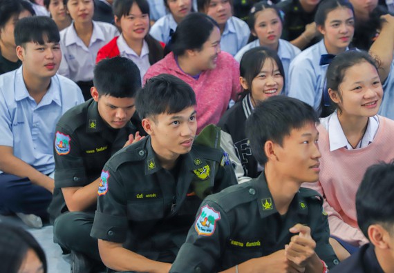 ภาพกิจกรรม  คณะวิทยาศาสตร์และเทคโนโลยี มหาวิทยาลัยราชภัฏกำแพงเพชร จัดกิจกรรมค่ายวิชาการเพื่อพัฒนากำลังคนด้านวิทยาศาสตร์และเทคโนโลยี ปีการศึกษา 2567 โรงเรียนพบพระวิทยาคม