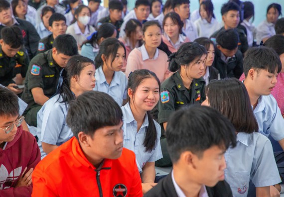 ภาพกิจกรรม  คณะวิทยาศาสตร์และเทคโนโลยี มหาวิทยาลัยราชภัฏกำแพงเพชร จัดกิจกรรมค่ายวิชาการเพื่อพัฒนากำลังคนด้านวิทยาศาสตร์และเทคโนโลยี ปีการศึกษา 2567 โรงเรียนพบพระวิทยาคม