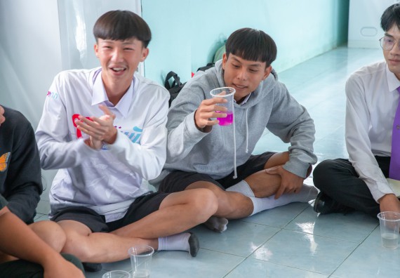 ภาพกิจกรรม  คณะวิทยาศาสตร์และเทคโนโลยี มหาวิทยาลัยราชภัฏกำแพงเพชร จัดกิจกรรมค่ายวิชาการเพื่อพัฒนากำลังคนด้านวิทยาศาสตร์และเทคโนโลยี ปีการศึกษา 2567 โรงเรียนพบพระวิทยาคม