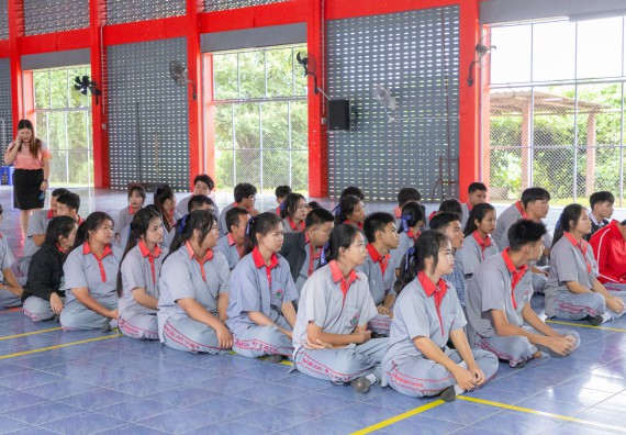 ภาพกิจกรรมคณะวิทยาศาสตร์และเทคโนโลยี มหาวิทยาลัยราชภัฏกำแพงเพชร จัดกิจกรรมค่ายวิชาการเพื่อพัฒนากำลังคนด้านวิทยาศาสตร์และเทคโนโลยี ปีการศึกษา 2567  โรงเรียนสักงามวิทยา