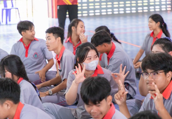 ภาพกิจกรรมคณะวิทยาศาสตร์และเทคโนโลยี มหาวิทยาลัยราชภัฏกำแพงเพชร จัดกิจกรรมค่ายวิชาการเพื่อพัฒนากำลังคนด้านวิทยาศาสตร์และเทคโนโลยี ปีการศึกษา 2567  โรงเรียนสักงามวิทยา