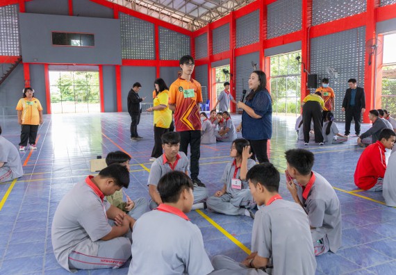 ภาพกิจกรรมคณะวิทยาศาสตร์และเทคโนโลยี มหาวิทยาลัยราชภัฏกำแพงเพชร จัดกิจกรรมค่ายวิชาการเพื่อพัฒนากำลังคนด้านวิทยาศาสตร์และเทคโนโลยี ปีการศึกษา 2567  โรงเรียนสักงามวิทยา