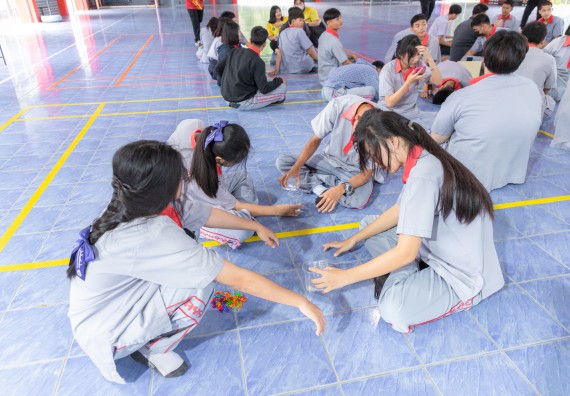 ภาพกิจกรรมคณะวิทยาศาสตร์และเทคโนโลยี มหาวิทยาลัยราชภัฏกำแพงเพชร จัดกิจกรรมค่ายวิชาการเพื่อพัฒนากำลังคนด้านวิทยาศาสตร์และเทคโนโลยี ปีการศึกษา 2567  โรงเรียนสักงามวิทยา