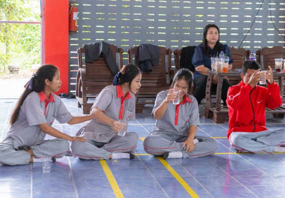 ภาพกิจกรรมคณะวิทยาศาสตร์และเทคโนโลยี มหาวิทยาลัยราชภัฏกำแพงเพชร จัดกิจกรรมค่ายวิชาการเพื่อพัฒนากำลังคนด้านวิทยาศาสตร์และเทคโนโลยี ปีการศึกษา 2567  โรงเรียนสักงามวิทยา