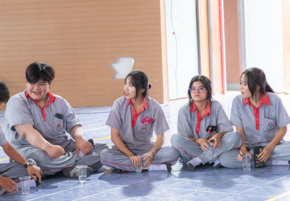 ภาพกิจกรรมคณะวิทยาศาสตร์และเทคโนโลยี มหาวิทยาลัยราชภัฏกำแพงเพชร จัดกิจกรรมค่ายวิชาการเพื่อพัฒนากำลังคนด้านวิทยาศาสตร์และเทคโนโลยี ปีการศึกษา 2567  โรงเรียนสักงามวิทยา