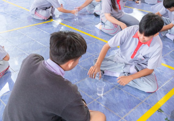 ภาพกิจกรรมคณะวิทยาศาสตร์และเทคโนโลยี มหาวิทยาลัยราชภัฏกำแพงเพชร จัดกิจกรรมค่ายวิชาการเพื่อพัฒนากำลังคนด้านวิทยาศาสตร์และเทคโนโลยี ปีการศึกษา 2567  โรงเรียนสักงามวิทยา