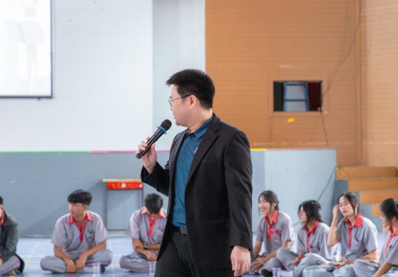 ภาพกิจกรรมคณะวิทยาศาสตร์และเทคโนโลยี มหาวิทยาลัยราชภัฏกำแพงเพชร จัดกิจกรรมค่ายวิชาการเพื่อพัฒนากำลังคนด้านวิทยาศาสตร์และเทคโนโลยี ปีการศึกษา 2567  โรงเรียนสักงามวิทยา