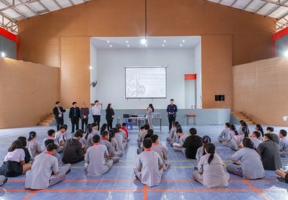 ภาพกิจกรรมคณะวิทยาศาสตร์และเทคโนโลยี มหาวิทยาลัยราชภัฏกำแพงเพชร จัดกิจกรรมค่ายวิชาการเพื่อพัฒนากำลังคนด้านวิทยาศาสตร์และเทคโนโลยี ปีการศึกษา 2567  โรงเรียนสักงามวิทยา