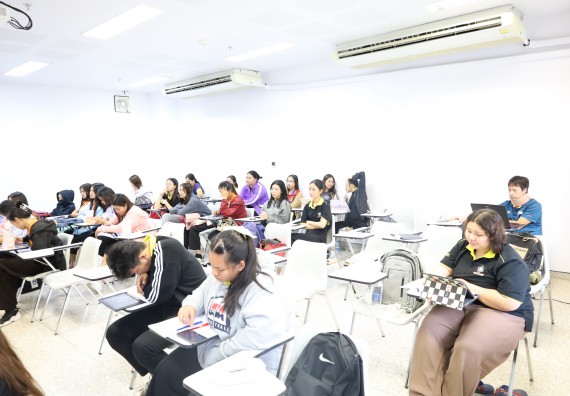 ภาพกิจกรรม  โปรแกรมวิชาเคมี จัดอบรมเชิงปฏิบัติการชุดเครื่องมือวิเคราะห์สารสำคัญด้วยแสงอินฟราเรด (Fourier Transform Infrared Spectrometer)