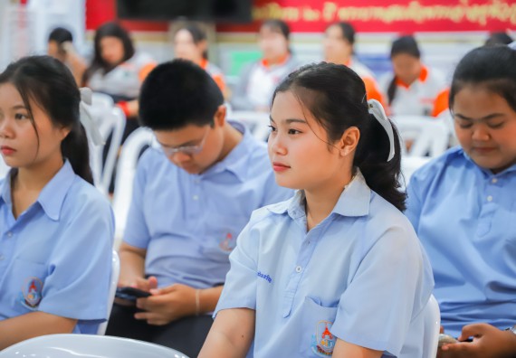 ภาพกิจกรรม  คณะวิทยาศาสตร์และเทคโนโลยี มหาวิทยาลัยราชภัฏกำแพงเพชร จัดกิจกรรมค่ายวิชาการเพื่อพัฒนากำลังคนด้านวิทยาศาสตร์และเทคโนโลยี ปีการศึกษา 2567  โรงเรียนมัธยมพัชรกิติยาภา 2 กำแพงเพชร