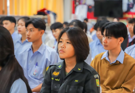 ภาพกิจกรรม  คณะวิทยาศาสตร์และเทคโนโลยี มหาวิทยาลัยราชภัฏกำแพงเพชร จัดกิจกรรมค่ายวิชาการเพื่อพัฒนากำลังคนด้านวิทยาศาสตร์และเทคโนโลยี ปีการศึกษา 2567  โรงเรียนมัธยมพัชรกิติยาภา 2 กำแพงเพชร