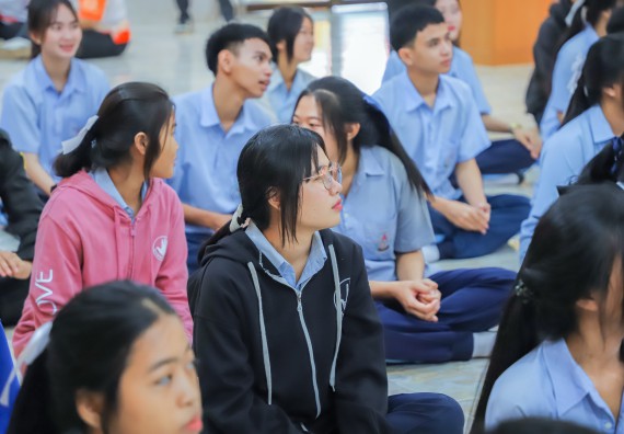 ภาพกิจกรรม  คณะวิทยาศาสตร์และเทคโนโลยี มหาวิทยาลัยราชภัฏกำแพงเพชร จัดกิจกรรมค่ายวิชาการเพื่อพัฒนากำลังคนด้านวิทยาศาสตร์และเทคโนโลยี ปีการศึกษา 2567  โรงเรียนมัธยมพัชรกิติยาภา 2 กำแพงเพชร