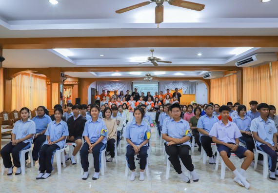 ภาพกิจกรรม  คณะวิทยาศาสตร์และเทคโนโลยี มหาวิทยาลัยราชภัฏกำแพงเพชร จัดกิจกรรมค่ายวิชาการเพื่อพัฒนากำลังคนด้านวิทยาศาสตร์และเทคโนโลยี ปีการศึกษา 2567  โรงเรียนมัธยมพัชรกิติยาภา 2 กำแพงเพชร