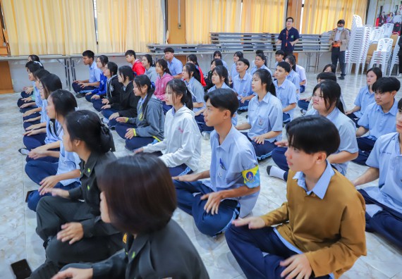 ภาพกิจกรรม  คณะวิทยาศาสตร์และเทคโนโลยี มหาวิทยาลัยราชภัฏกำแพงเพชร จัดกิจกรรมค่ายวิชาการเพื่อพัฒนากำลังคนด้านวิทยาศาสตร์และเทคโนโลยี ปีการศึกษา 2567  โรงเรียนมัธยมพัชรกิติยาภา 2 กำแพงเพชร