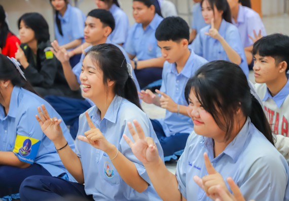 ภาพกิจกรรม  คณะวิทยาศาสตร์และเทคโนโลยี มหาวิทยาลัยราชภัฏกำแพงเพชร จัดกิจกรรมค่ายวิชาการเพื่อพัฒนากำลังคนด้านวิทยาศาสตร์และเทคโนโลยี ปีการศึกษา 2567  โรงเรียนมัธยมพัชรกิติยาภา 2 กำแพงเพชร